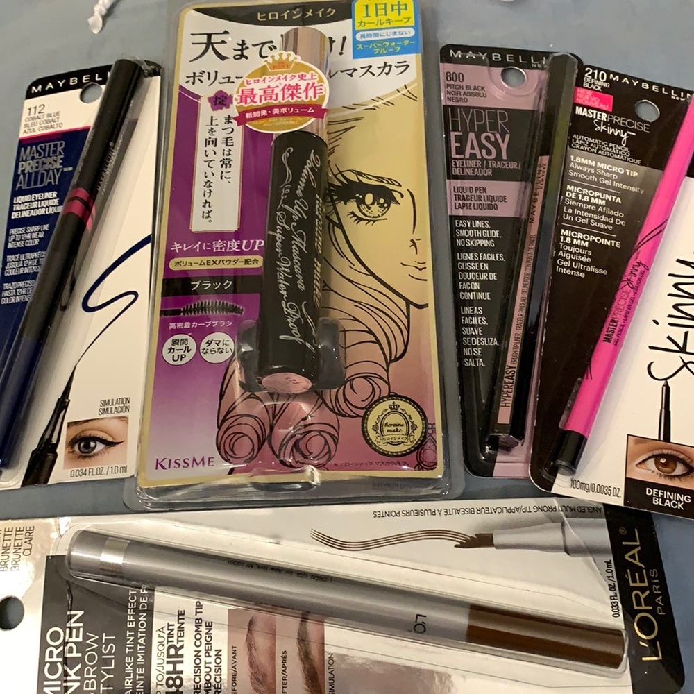 Mascara and eye make up bundle with eyebrow ink pen